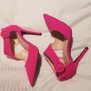 Hot Pink 4" Heels size 8.5 Pink Coconut Boutique